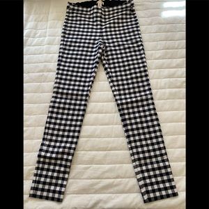 Maison Jules navy and white checkered pant size M